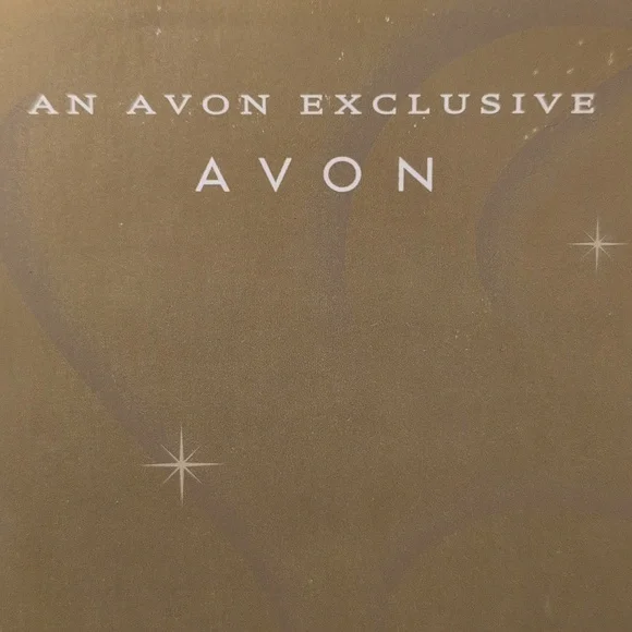 🆕 Avon Winter Rhapsody Barbie ✳️Special Edition✳️ Second In Series! In Box. - Picture 7 of 12